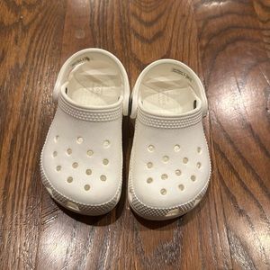 CROCS white, size 7